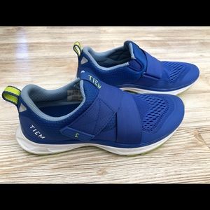 Tiem spin shoes ladies size 7